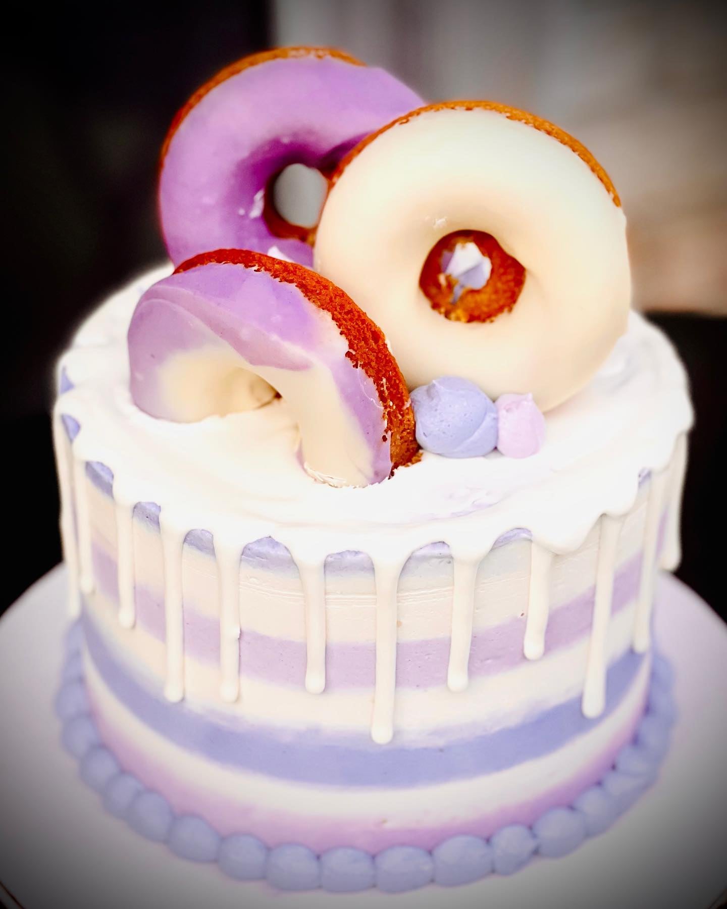 DOUGHNUT BIRTHDAY CAKE | THE CRVAERY CAKES